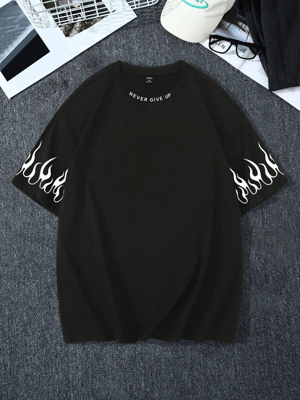 Men Casual Slogan And Flame Print Short Sleeve T-Shirt