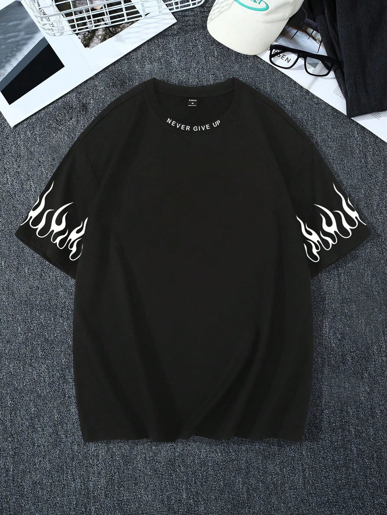 Men Casual Slogan And Flame Print Short Sleeve T-Shirt