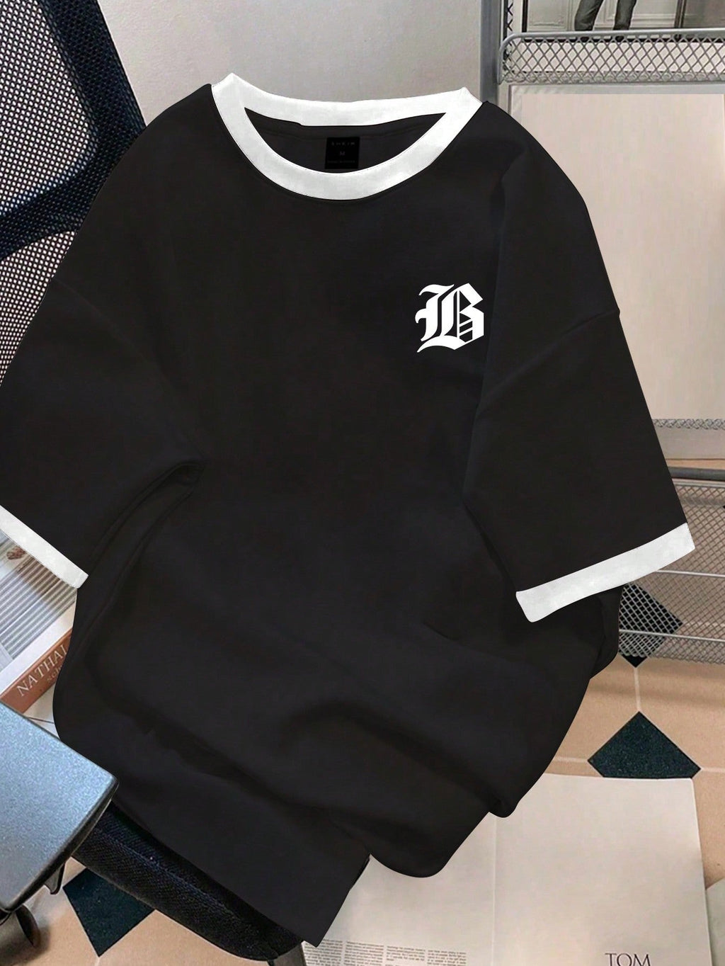 Men Letter Graphic Contrast Trim Short Sleeve Ringer Tee