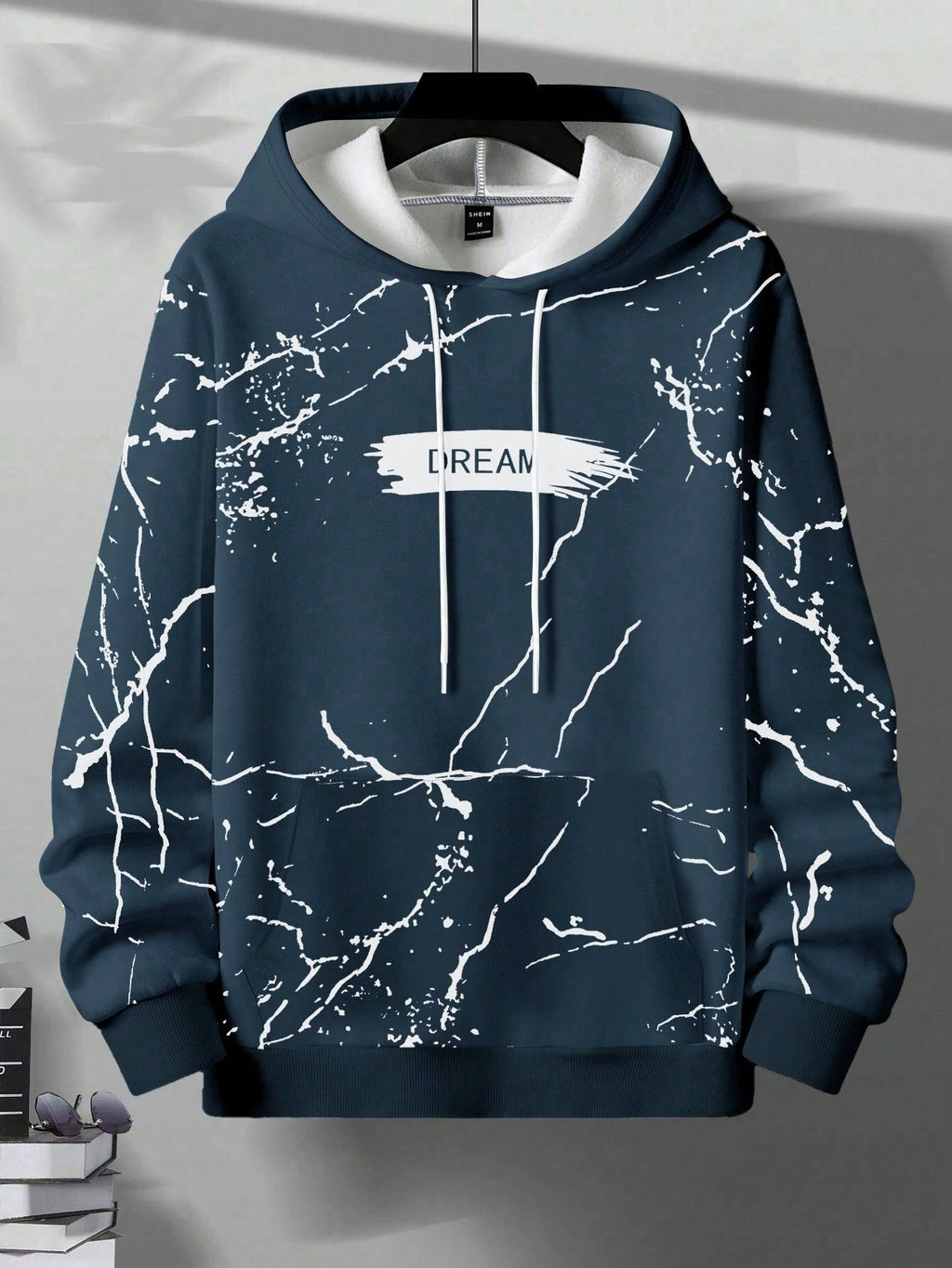 Men Loose Letter Printed Hooded Sweatshirt With Drawstring