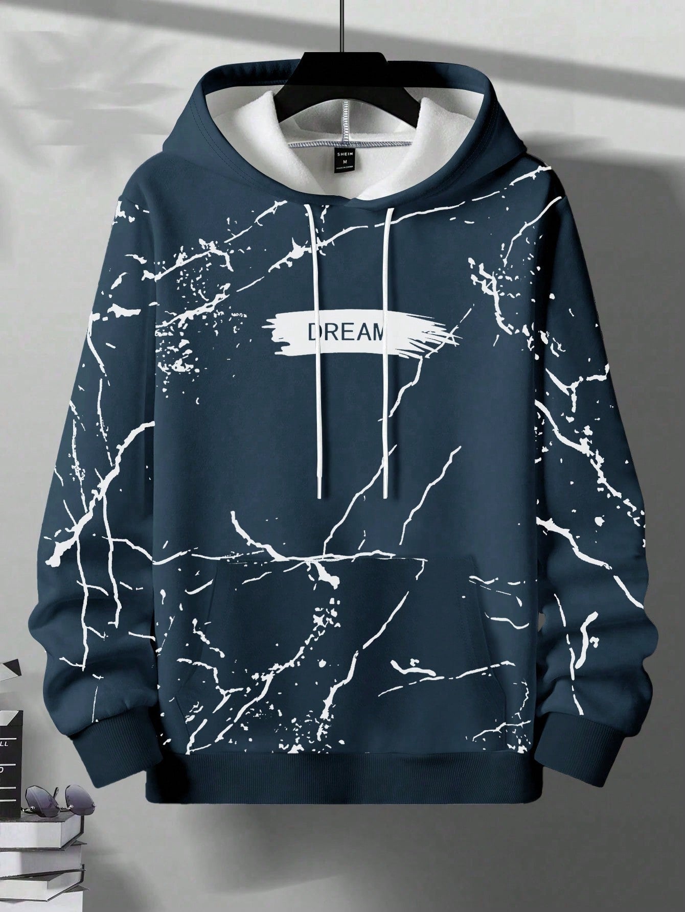 Men Loose Letter Printed Hooded Sweatshirt With Drawstring