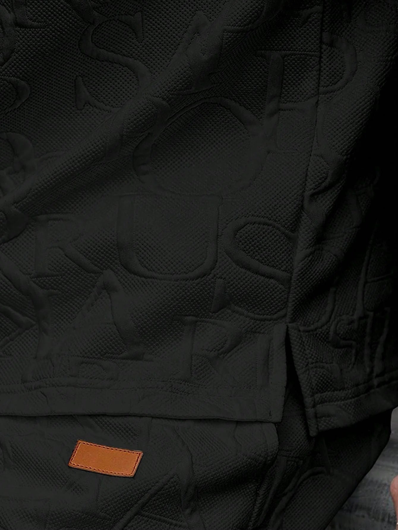 Men's Casual Round Neck T-Shirt, INS Simple Fashionable English Letter Embossed Textured Fabric