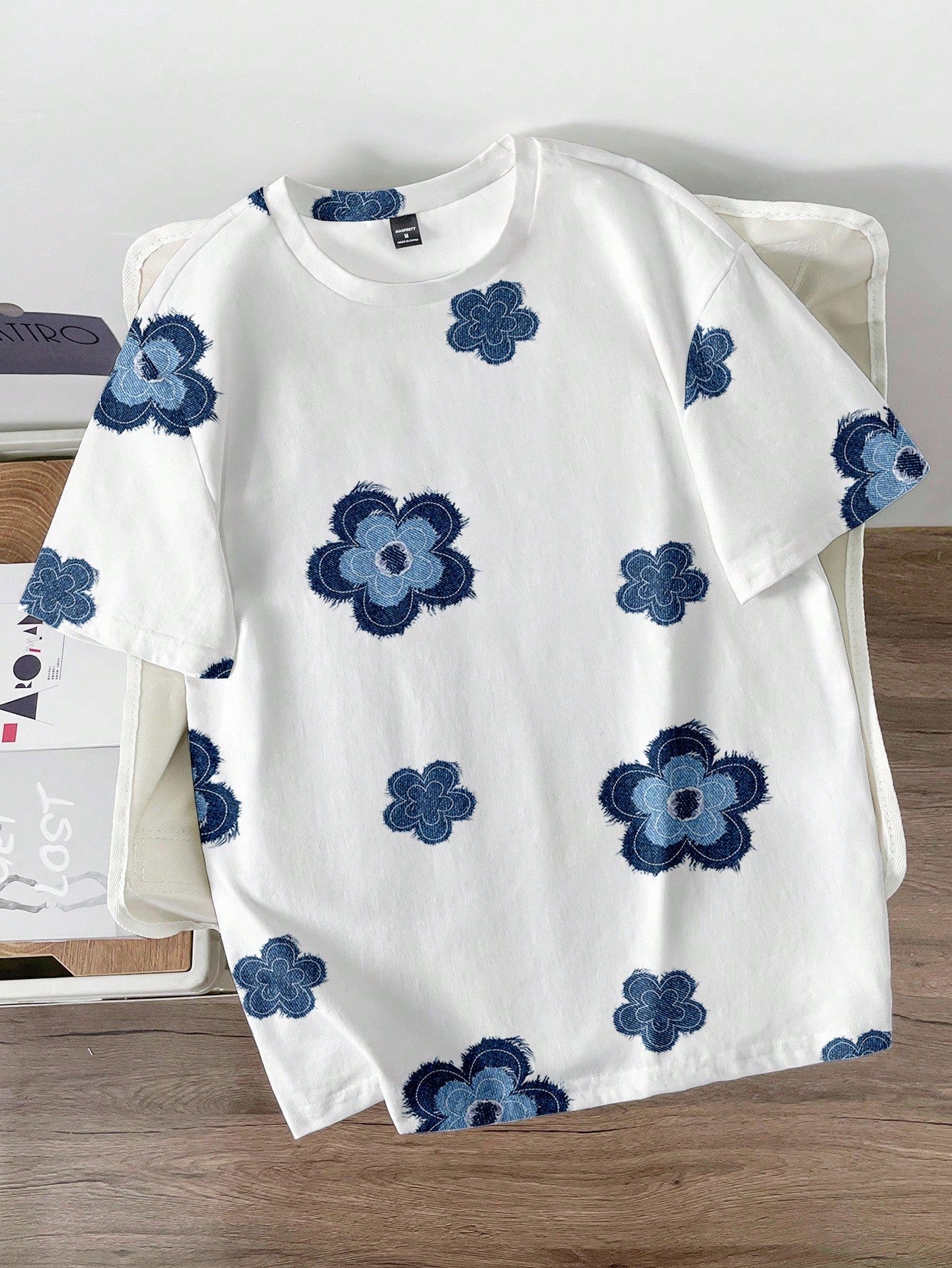 Men's Minimalist Letter & Rabbit Graphic Short Sleeve Round Neck T-Shirt