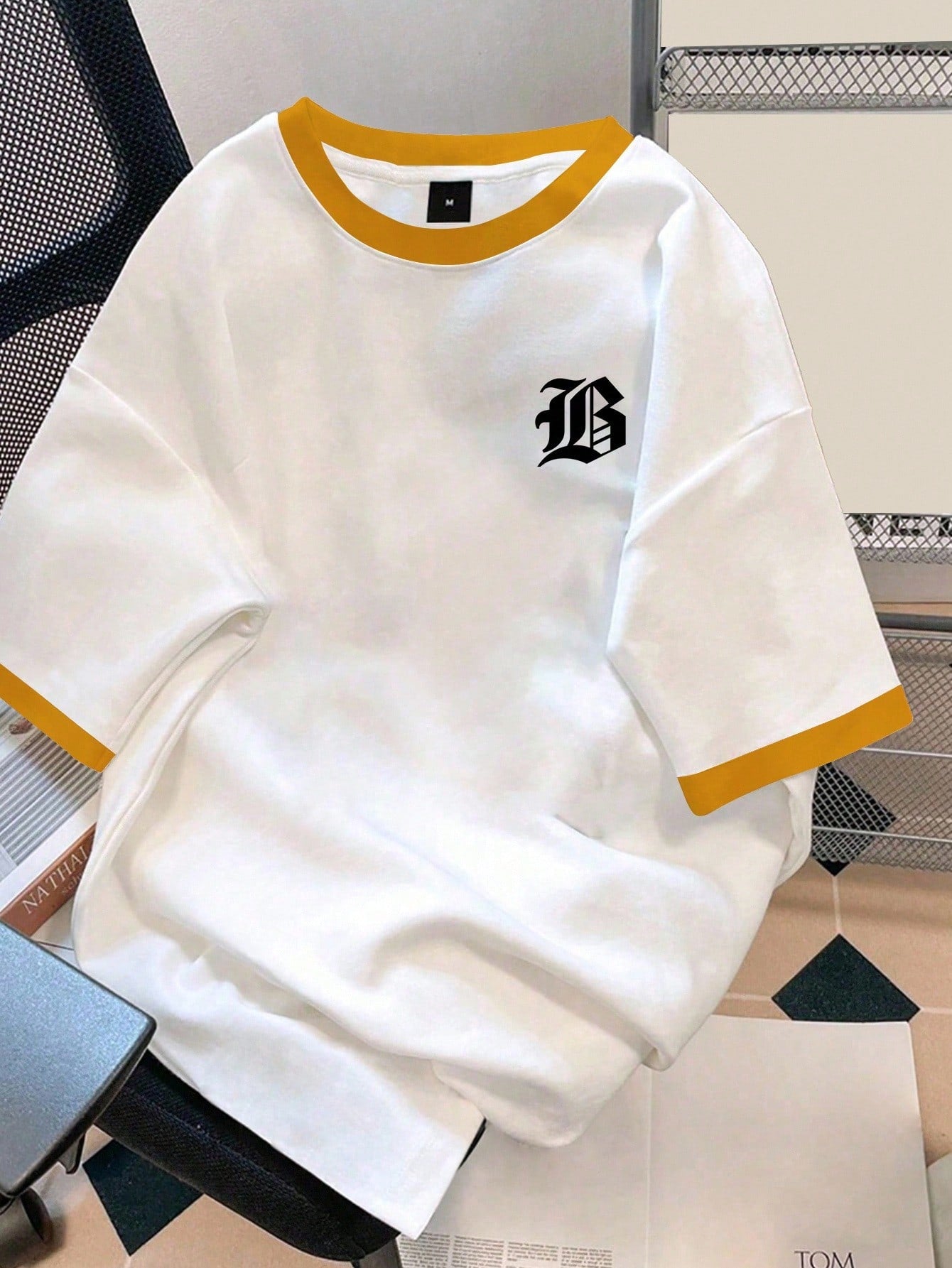 Men Letter Graphic Contrast Trim Short Sleeve Ringer Tee