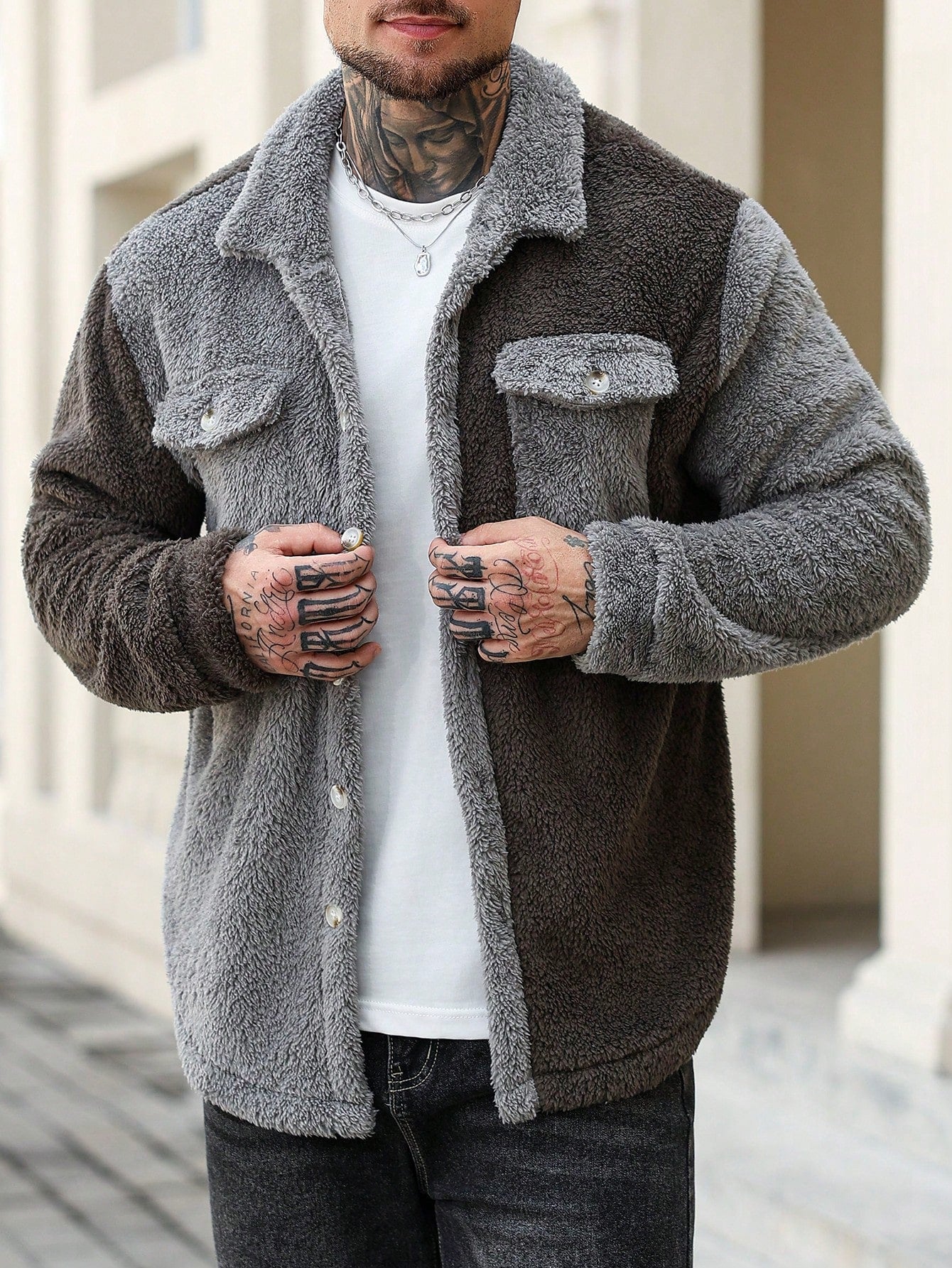 Men's Solid Color Contrast Trim Button Front Pocket Furry Long Sleeve Casual Jacket