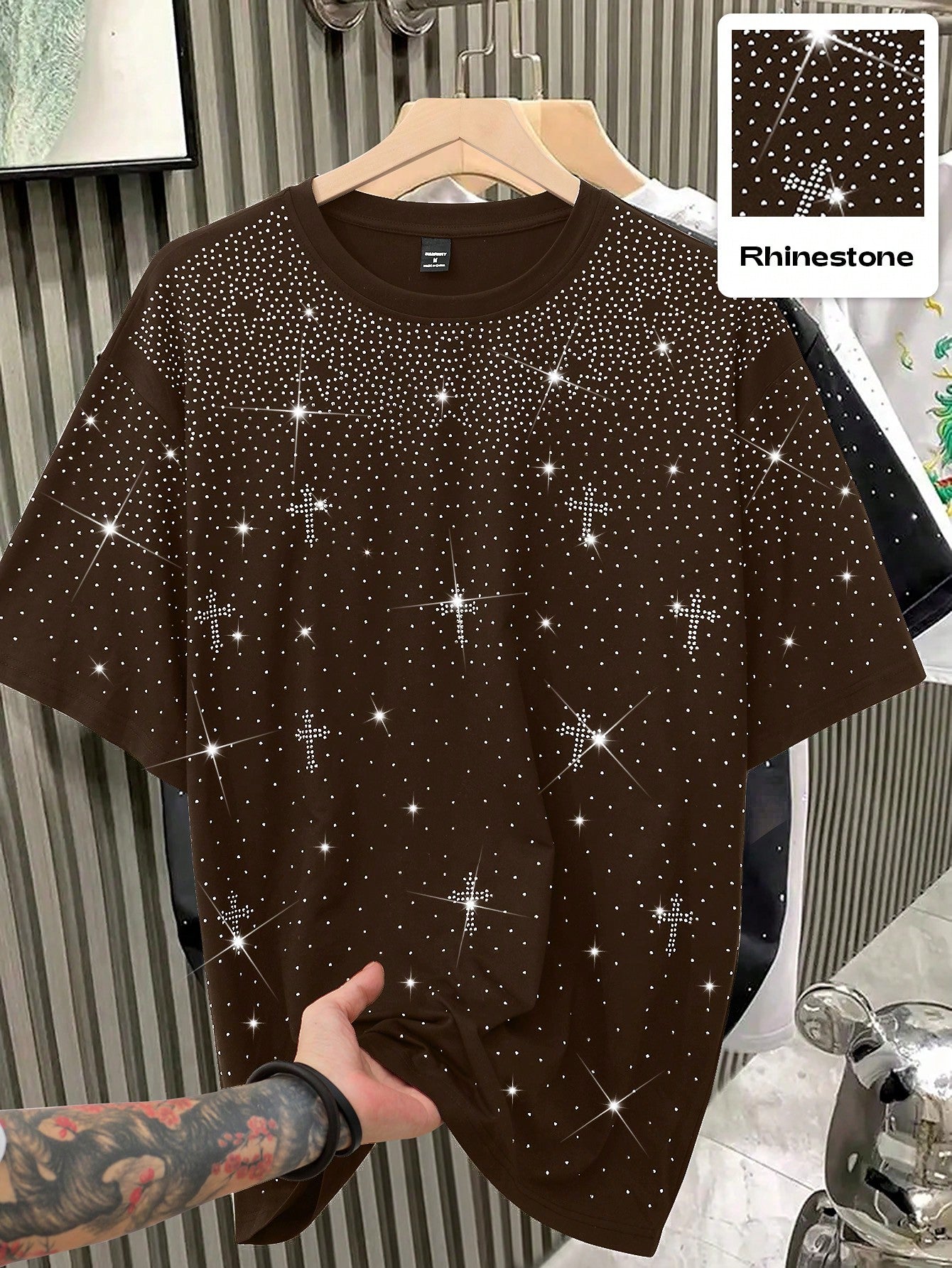 1pc Men's Casual Loose Fit Short Sleeve T-Shirt, Rhinestone Decor
